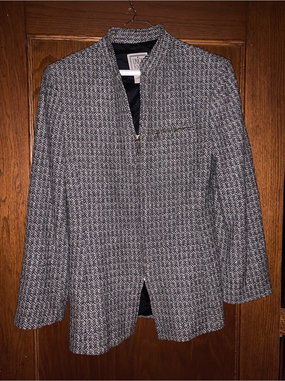Grey Herringbone Zip-Front Blazer